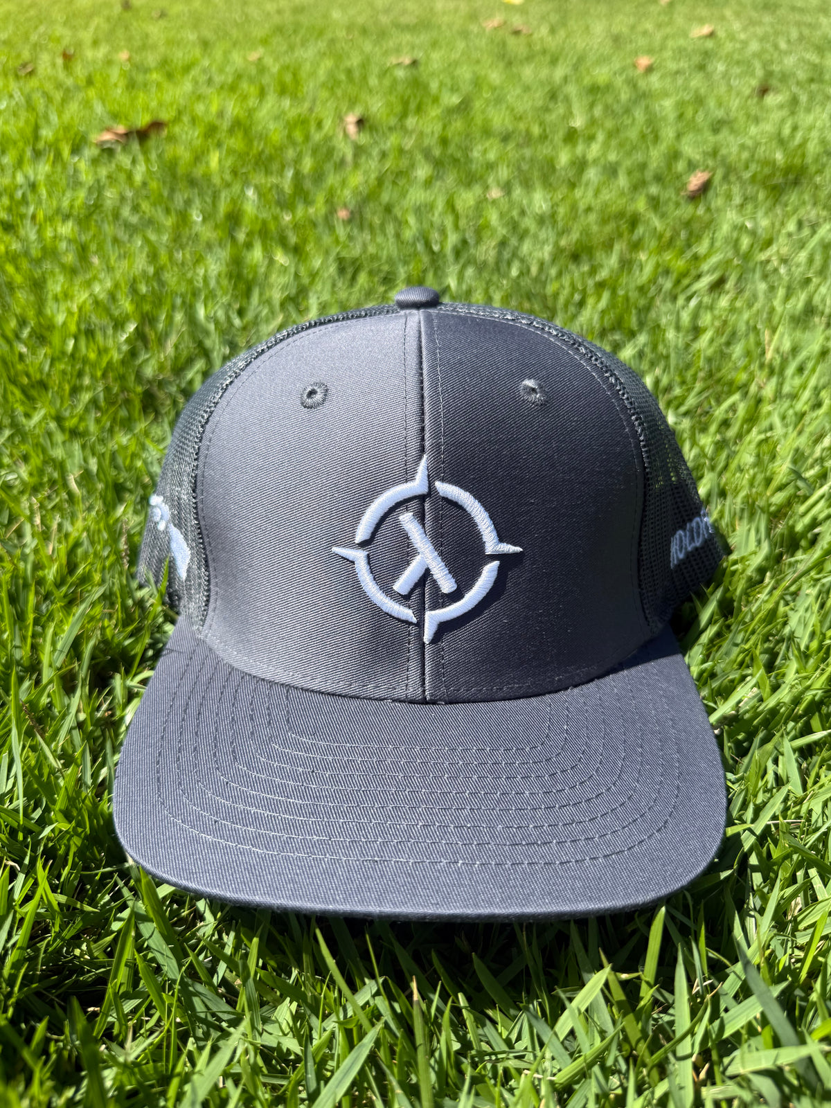 Holdfast hat